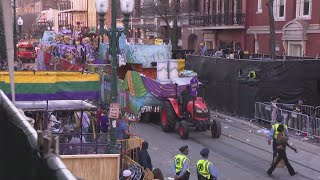 Riders On Parade Float Removed After Throwing Beads At Police