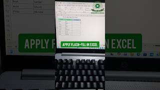 ⚡ Excel Flash Fill in one click! Save time & work smarter. 📊#FlashFill #ExcelTips #MicrosoftExcel