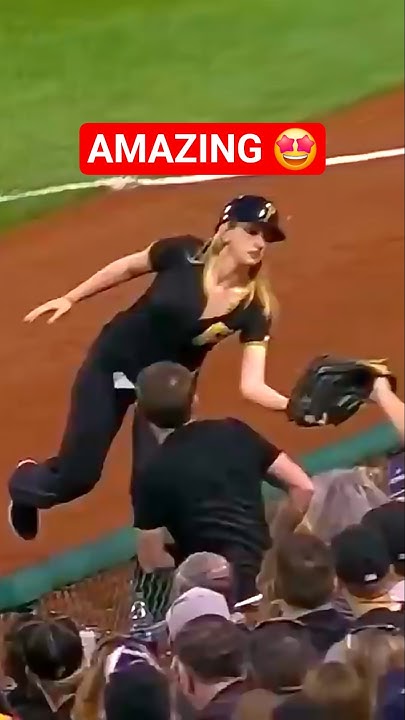Ball Girl Makes a Jumping Catch #baseball - YouTube