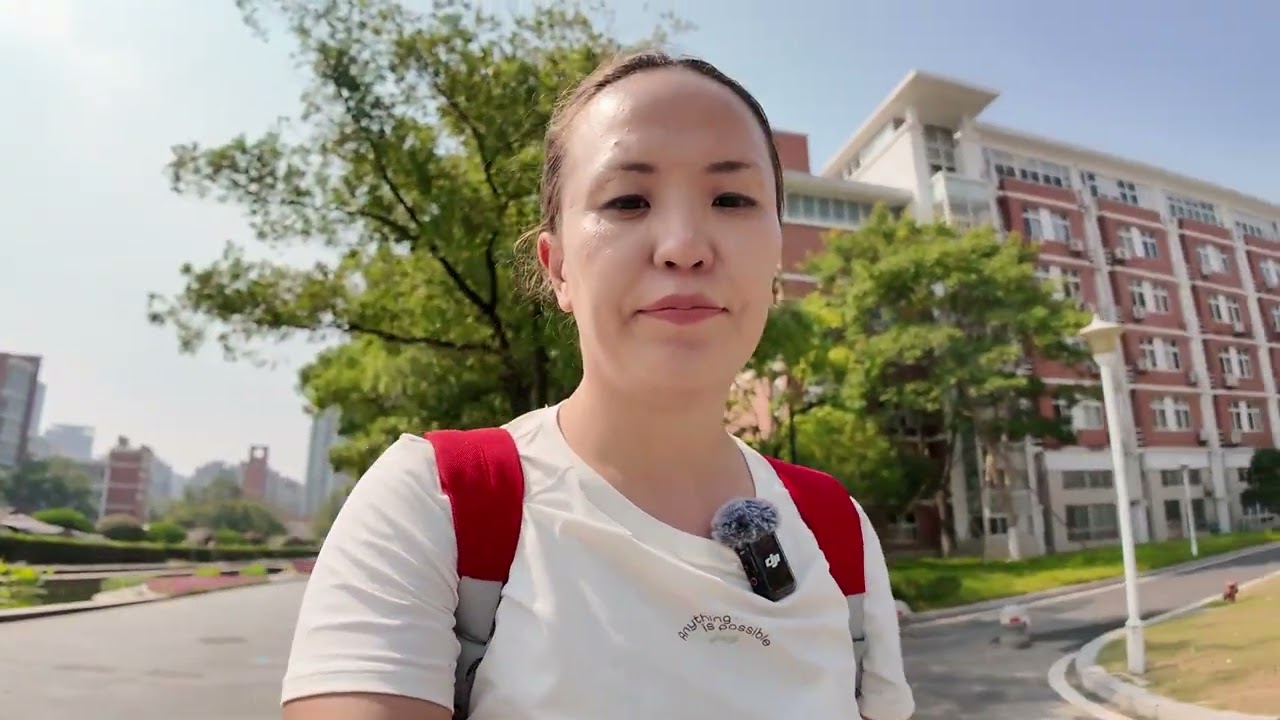 Hangzhou Dianzi University,Китай .