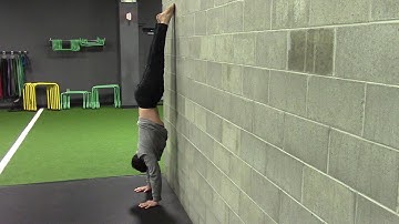Eccentric Handstand Push Up