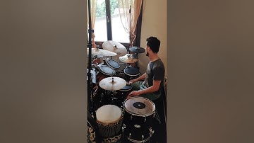 Flam Taps Variations + Improvisation: Steve Gadd