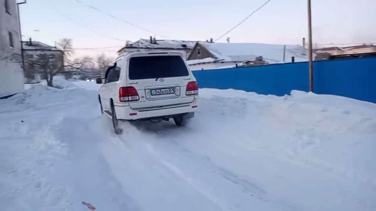 Бестобе 24.02.26. Выделенных средств, на уборку дорог от снега в посёлке, не хватает на все дороги?