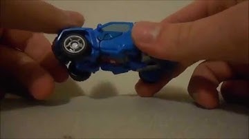 Video Review of Transformers Generations Legends Class Autobot Gears and Autobot Eclipse