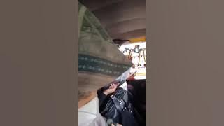 ekspresi gaya cewek ketika naik angkot 🤣😁