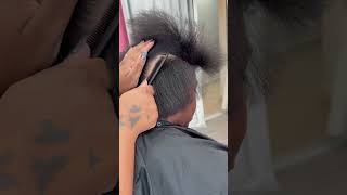 Set it off braids or a nice protective style? 😮💨😍😍 #straightback #braids