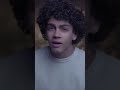 يلي أعطيته دوقني زنار النار داير عكل المنصات