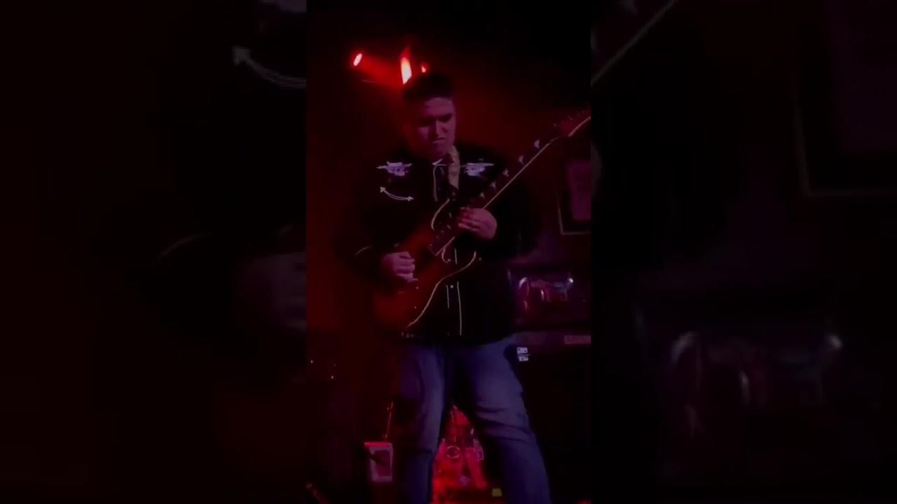 Obejrzyj “DEVILS DEN” LIVE AT THE WHISKY 9/21 #rock #metal w YouTube Obejrzyj “DEVILS DEN” LIVE AT THE WHISKY 9/21 #rock #metal w YouTube