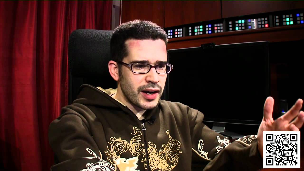 iPhone Keyboard Case Review