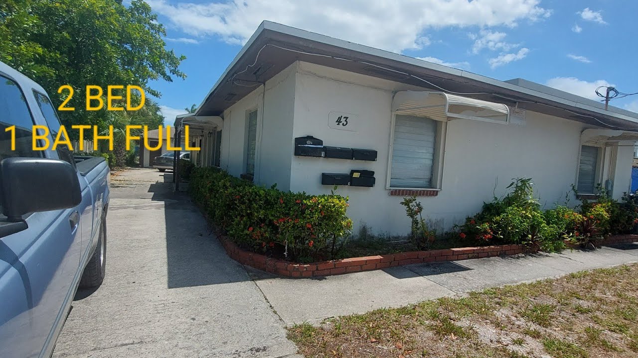 CLOSED! 43 E 16th St #1, Riviera Beach. Price $1,650