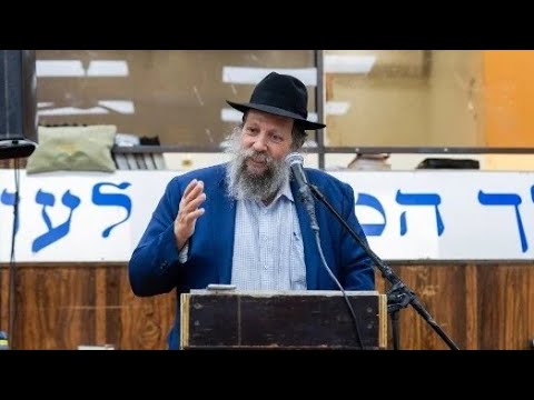 ר' נח הולצמן משתף זכרונות מהרבנית הצדקנית נ"ע | R' Noach Holtzman Shares Memories Of The Rebbetzin