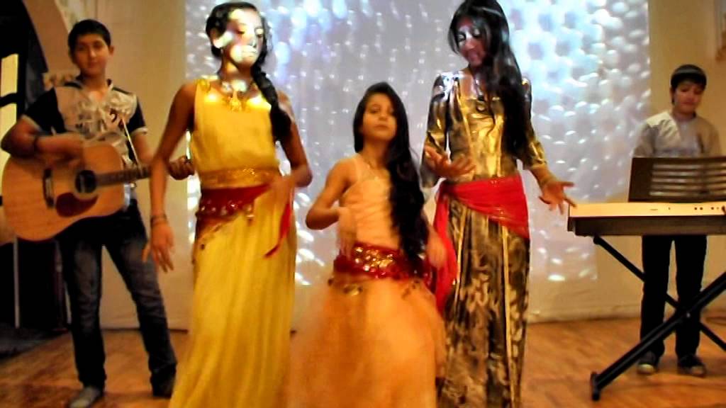 цыган клип. видеоклип цыгане. цыган из клипа. цыган клип. цыганские видеоклипы песни.