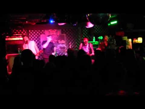 Riverboat Gamblers - "Diss Diss Diss Kiss Kiss Kiss" (live) 10/26/12