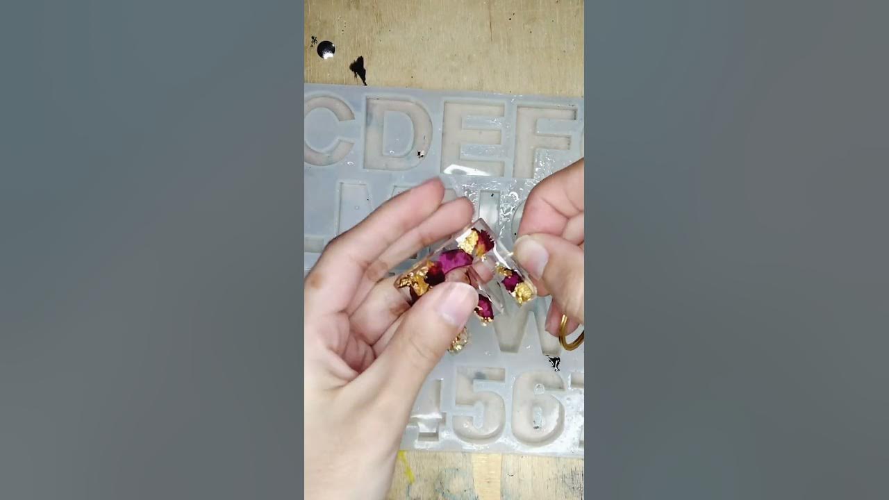 How To Put Hook In Resin Alphabet Keychain Resin Keychain Resin how-to-put-hook-in-resin-alphabet-keychain-resin-keychain-resin
