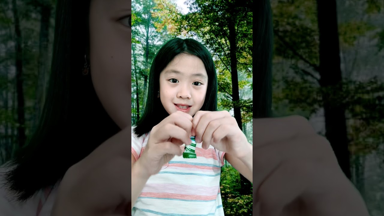 Trying Mintz Candy On Camera!