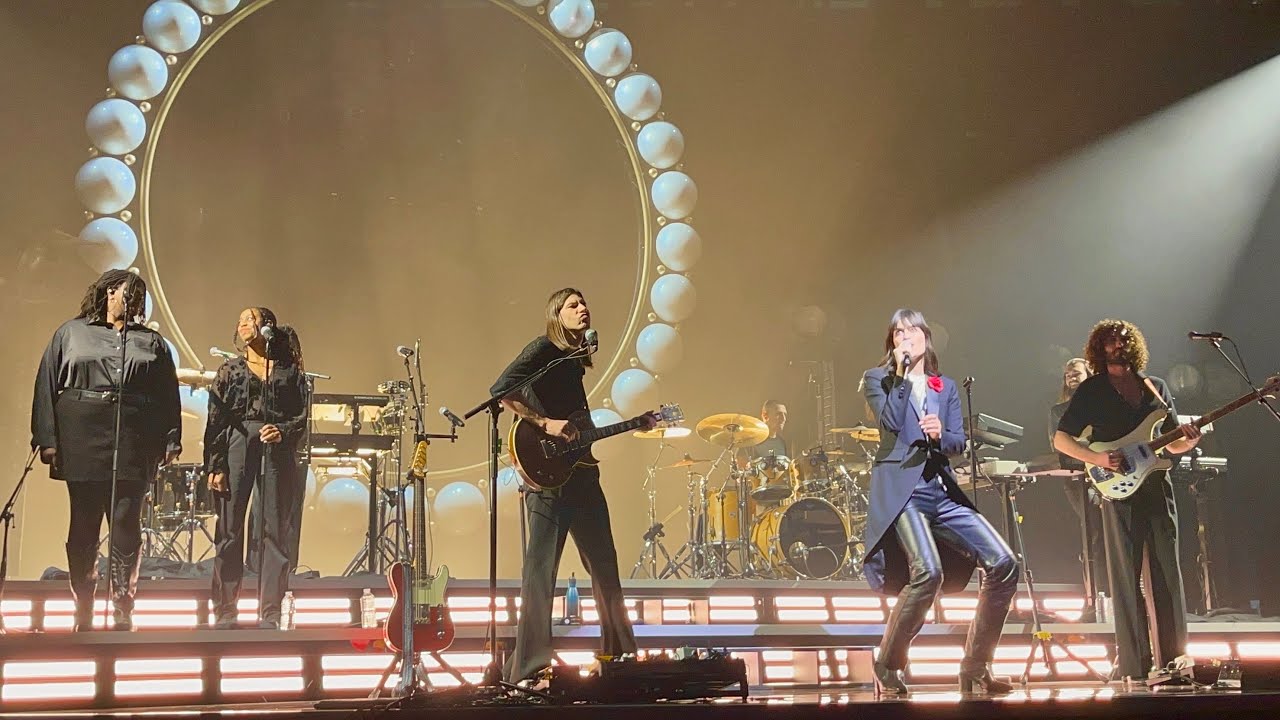 Clara Luciani - Cette vie (Live at L’Olympia, Paris 17/12/2024)