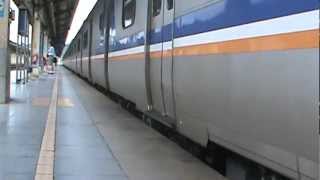 20120429 - 百福站 1223次區間車離站