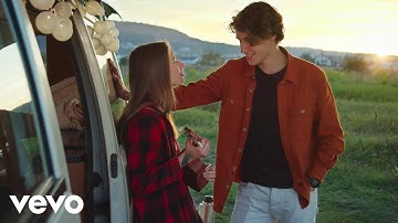 S4NDMIND - Falling Back In Love (Official Music Video)