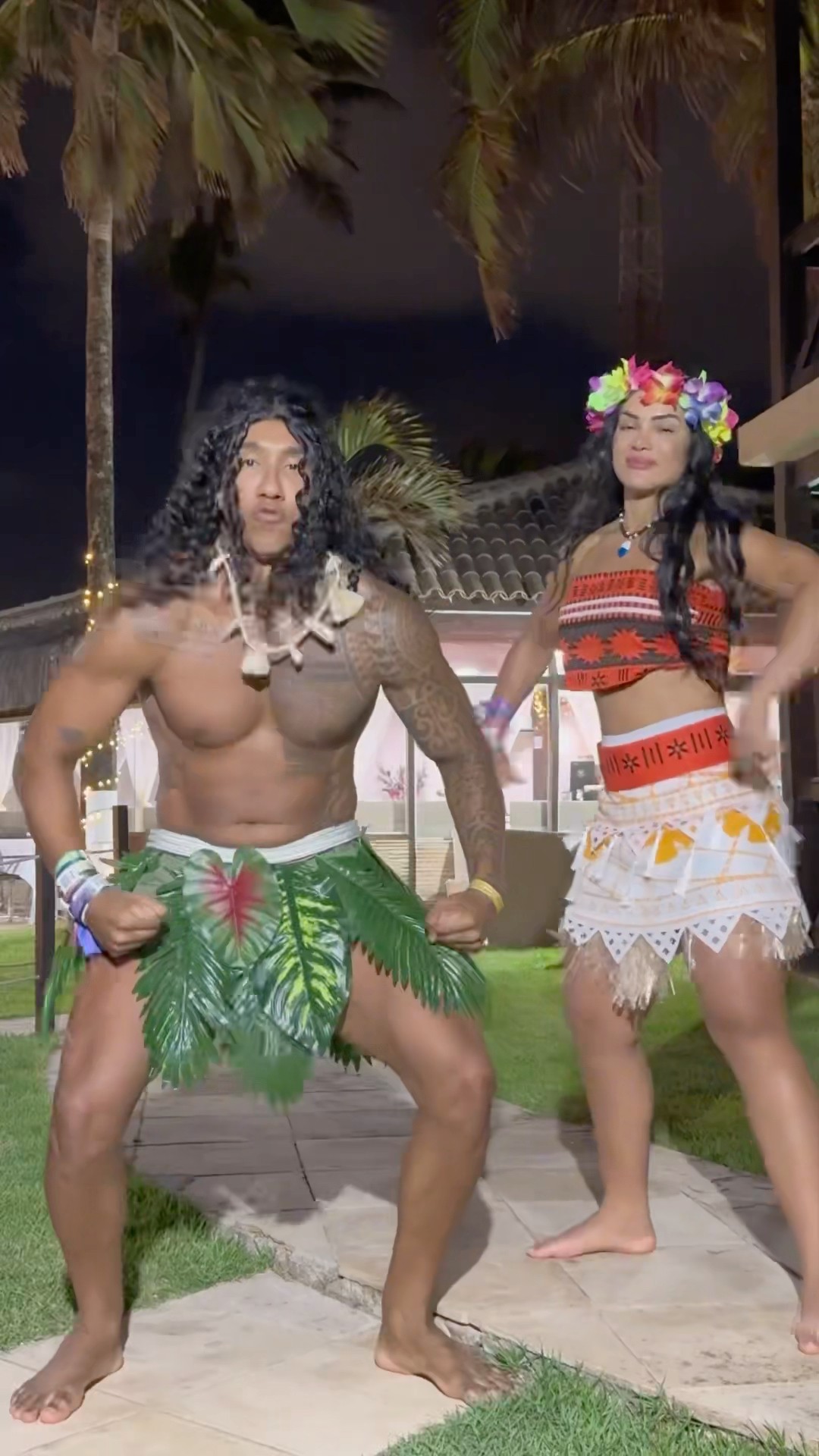Quantos % você ama a MOANA e MAUI?​⁠@mayca.brasil #transition #moana #maui #fantasy #short