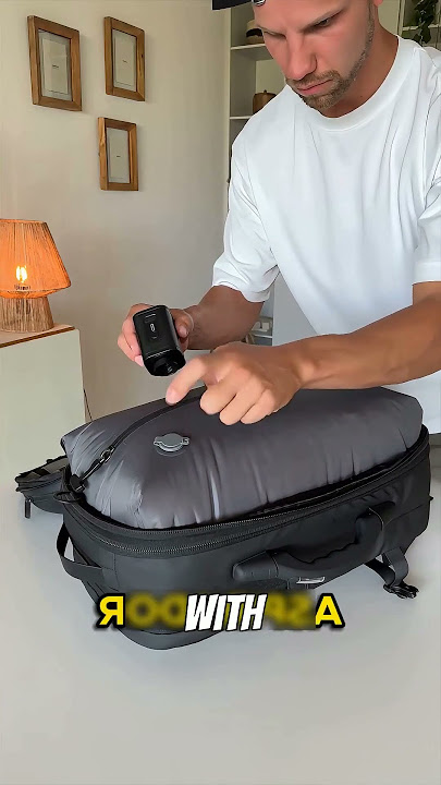 This vacuum-sealed backpack is ideal for travel! #travelgear #backpacking #vacuumsealed