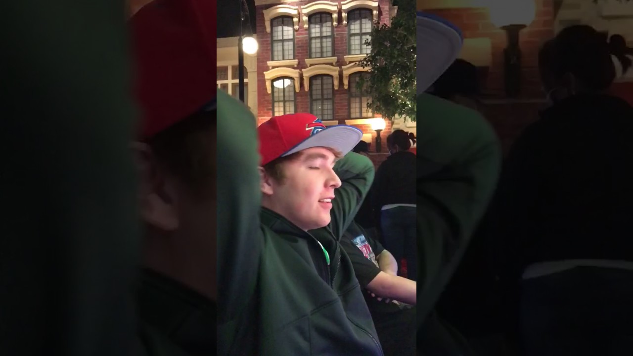 Bets on the walking dead season