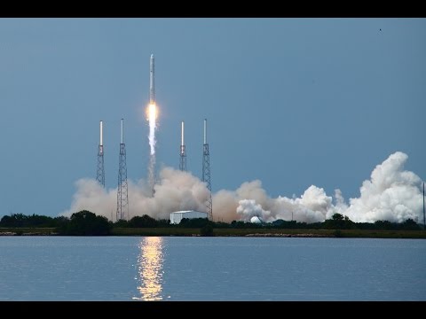 Wideo: Pierwszy Owiewek SpaceX Zbliża Się Nieuchronnie Z Planami Na 4x Sieci Stevena