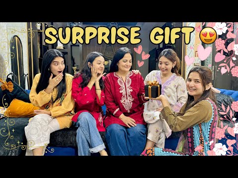 MOTHERS DAY SPECIAL VLOG | MAMA KO GIFT MEIN KYA DIYA? | HIRA FAISAL | SISTROLOGY