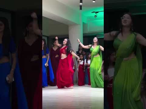 Saree Ke Fall Sa Dance Video #sareekefallsadance #dance #explore #explorepage #viralreels #shorts
