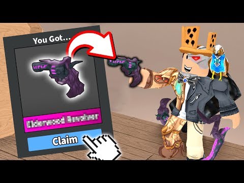 I Finally Got The New Godly In Murder Mystery 2 Roblox Youtube - i unboxed 100 halloween crates and got this godly knife roblox