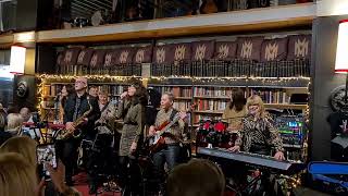 Svarthvíta Hetjan Mín. Resimi