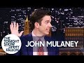 Watch John Mulaney Fully Miss His Cue In His First SNL Sketch Watch John Mulaney Fully Miss His Cue In His First SNL Sketch