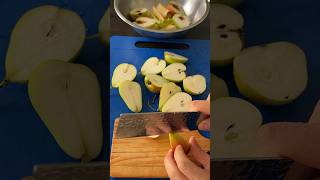 Satisfying fruit pear cutting video #cuttinggarden #cuttingfruit #cuttingskills