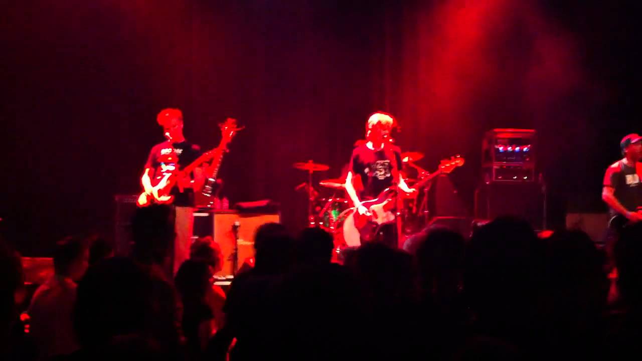 Nou En - Niet Dansen (Live in Hedon, Zwolle 31-03-2011)