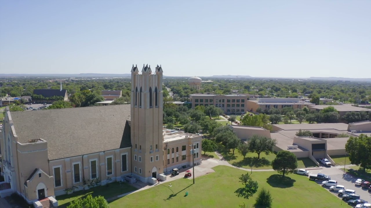 Real Community. Real Experiences - McMurry University