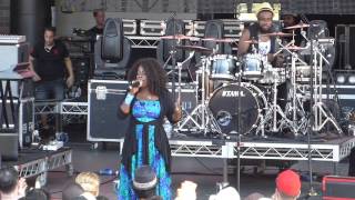 Angie Stone - Wish I Didn't Miss You live at Brisbane Soulfest 2014