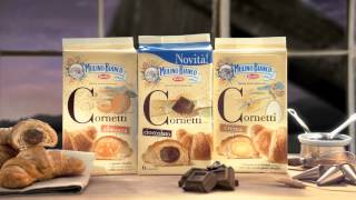 Mulino Bianco - Spot 2012 - Cornetti 30'' - YouTube