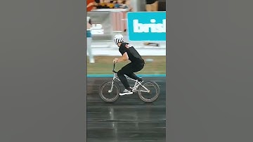 the actions in the video perform by professional so do not attempt 😉 via rwilly #nitrocircus #bmx