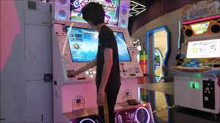 [DDR A20] PIU player tries DDR for the first time (Alone, MAX 300, MAXX UNLIMITED X-Special)