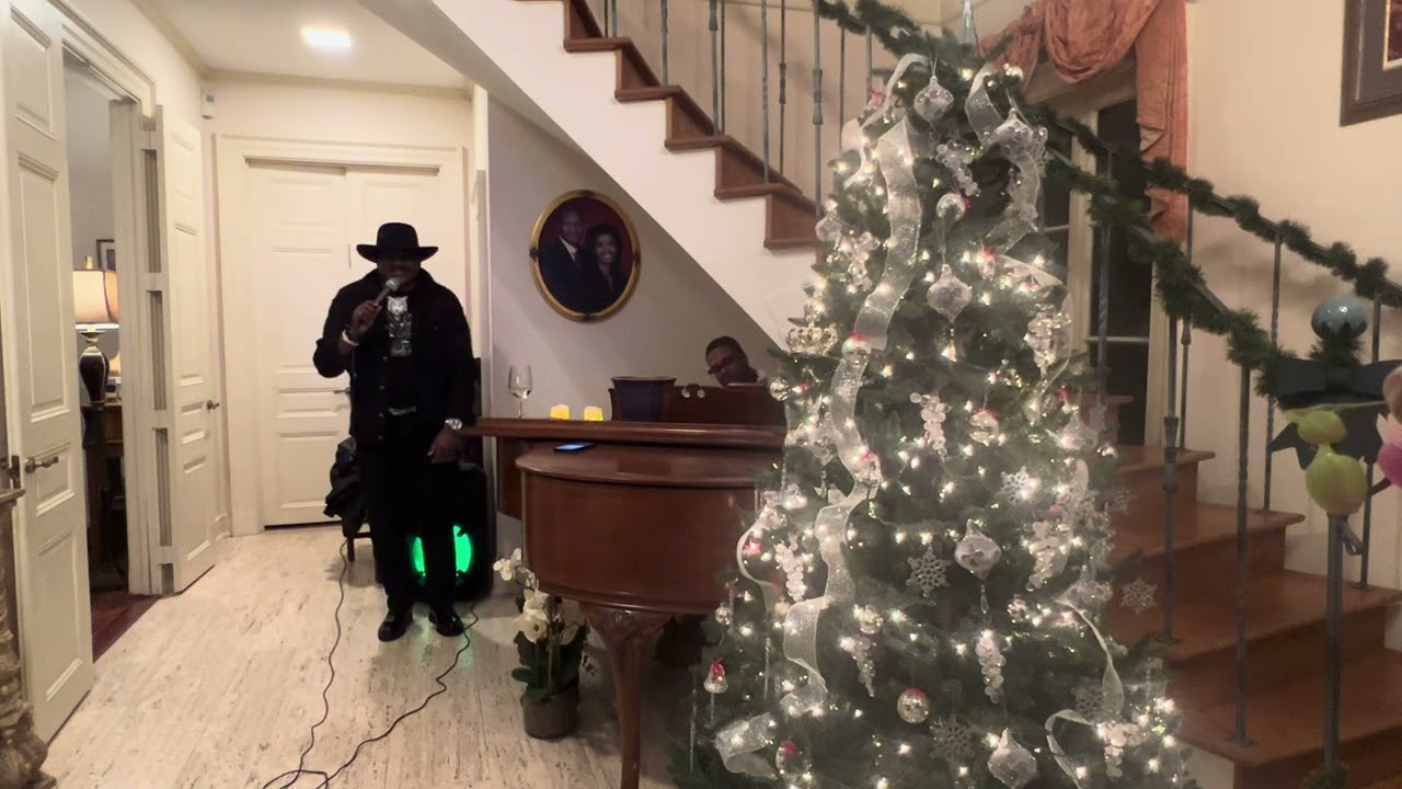 Julius Williams “Man of a thousand voices” performs for Christmas Party friends (Tj Edwardz piano)