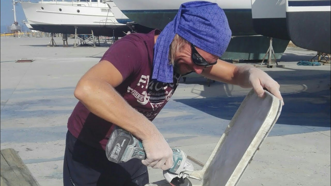 Time to lift the Beauty, Maintenance Part 1 - EP 47 Sailing Seatramp