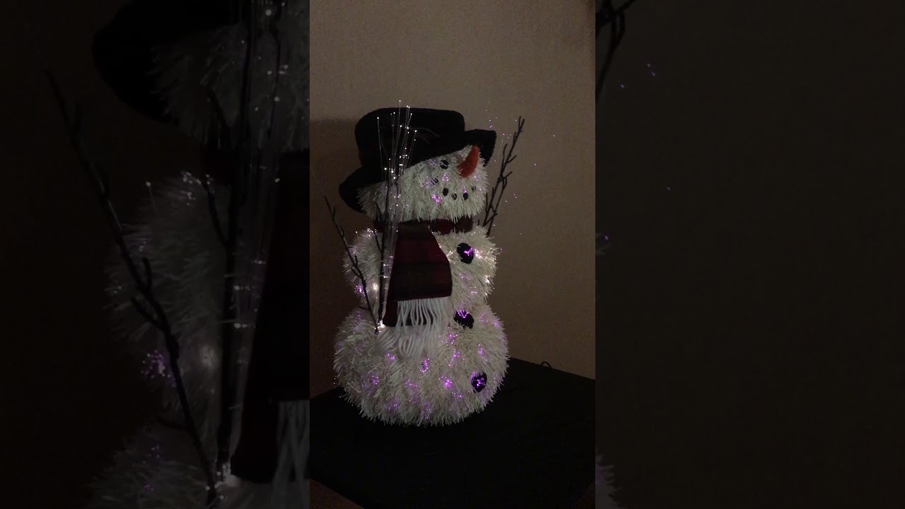 1) Vintage Fiber Optic Snowman 17" Holiday Seasons YouTube