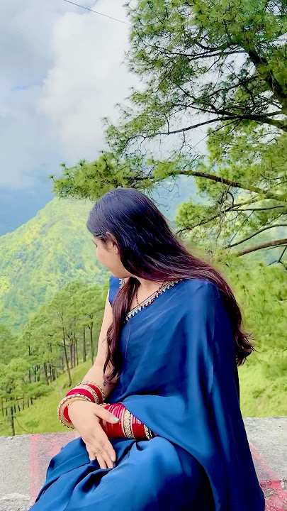 Manike 👉 Subscribe || #manike #trendingreels #love #song #bollywood #hindisong #coversong