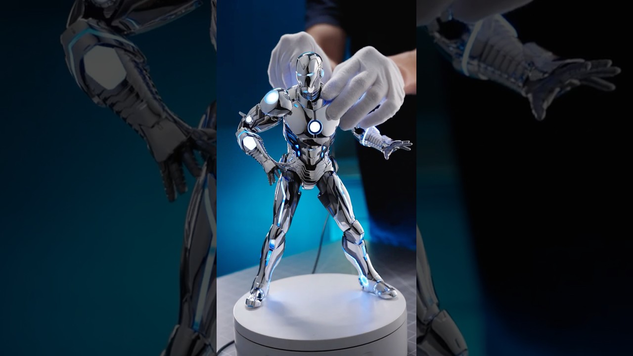 First Look: Hot Toys Superior Iron Man 1:6 Figure