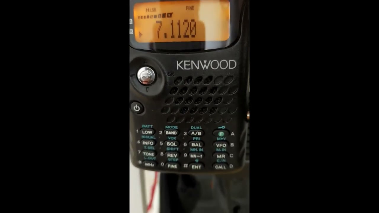 KENWOOD TH-F7 144/430MHZﾊﾝﾃﾞｲｰ機 7MHZSSB受信 - YouTube