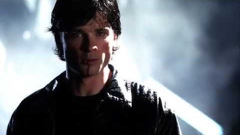 Smallville - Clark vs Bizarro