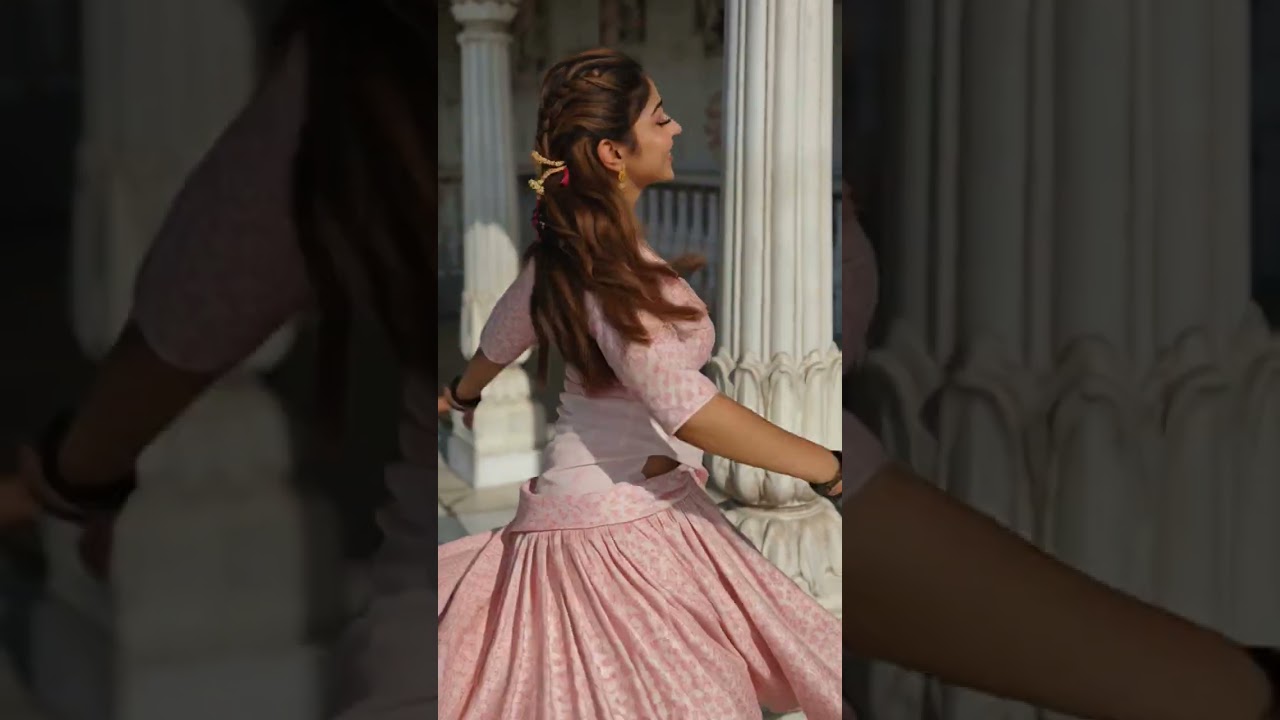 💃 “Her Smile Spins the World | Cute 