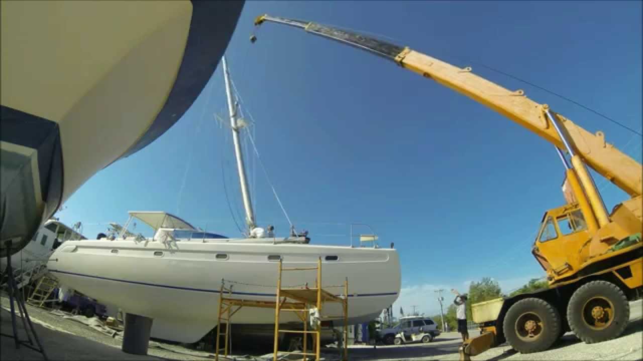 Stepping a Mast on a Catamaran - s/v Catchin' Rays - YouTube