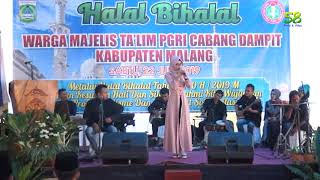 Mawar putih - Metha - Al Izza music pada acara Halal bihalal PGRI kec Dampit kab Malang