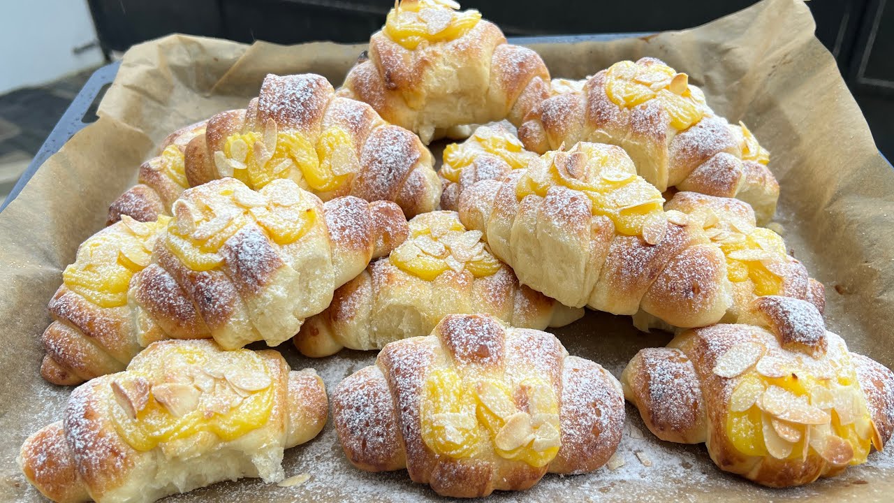 ВАУ просто тесто 😱 Только что нашла самый простой способ испечь КРУАССАНЫ 🤩 Вкусно.!