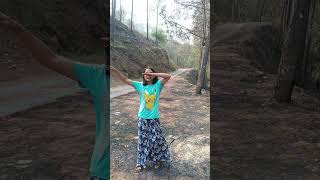 shaky shaky #lifeisbutadream #dance #uttarakhand